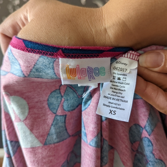LuLaRoe Minnie Mouse Top - Picture 6 of 6